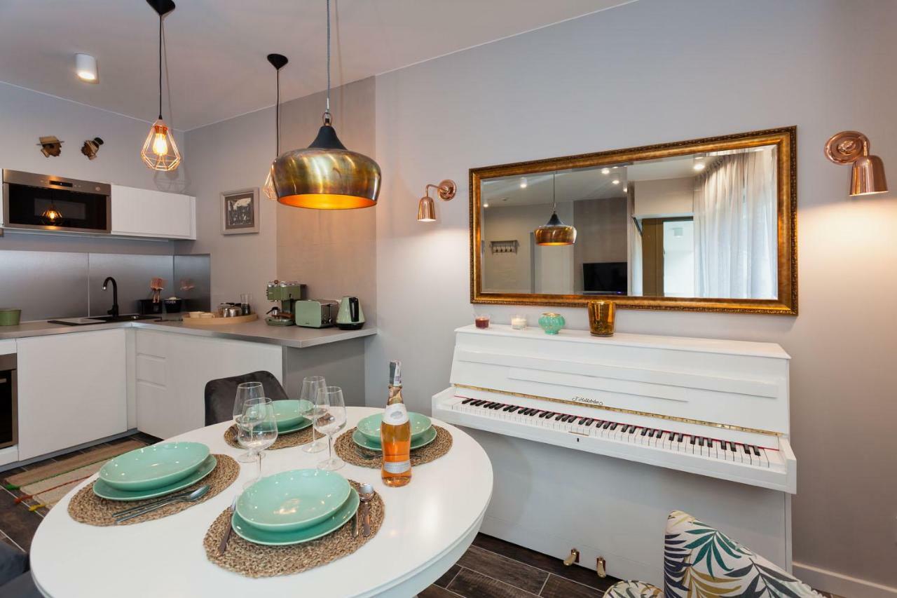 City Of The Kings Piano Apartment Krakau Buitenkant foto